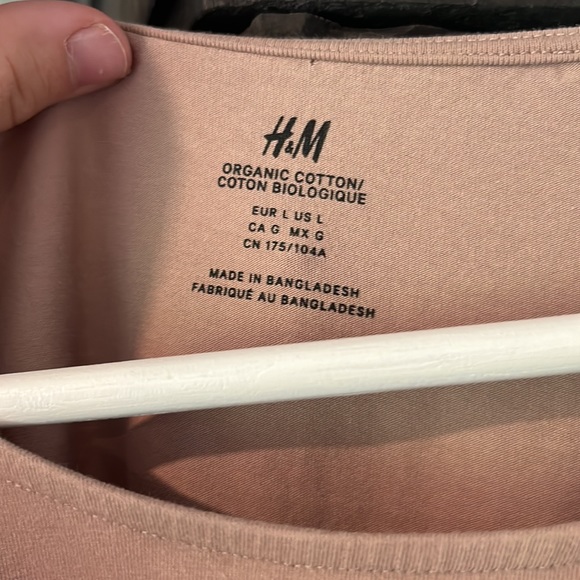H&M maternity long sleeve - Picture 6 of 6